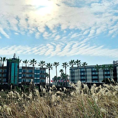 Benikea Hotel Jeju Bagian luar foto