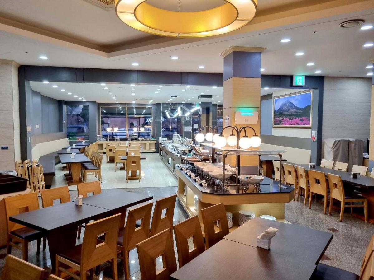 Benikea Hotel Jeju Bagian luar foto