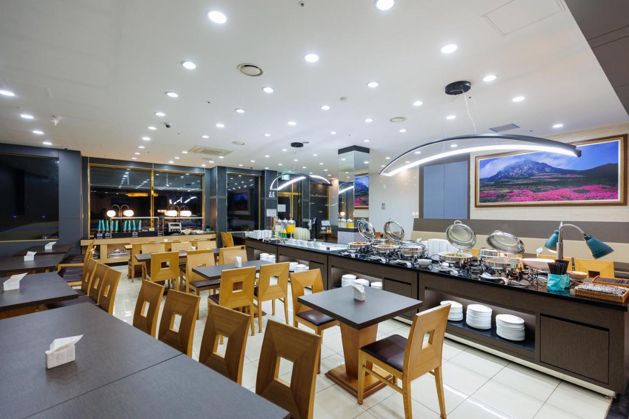 Benikea Hotel Jeju Bagian luar foto