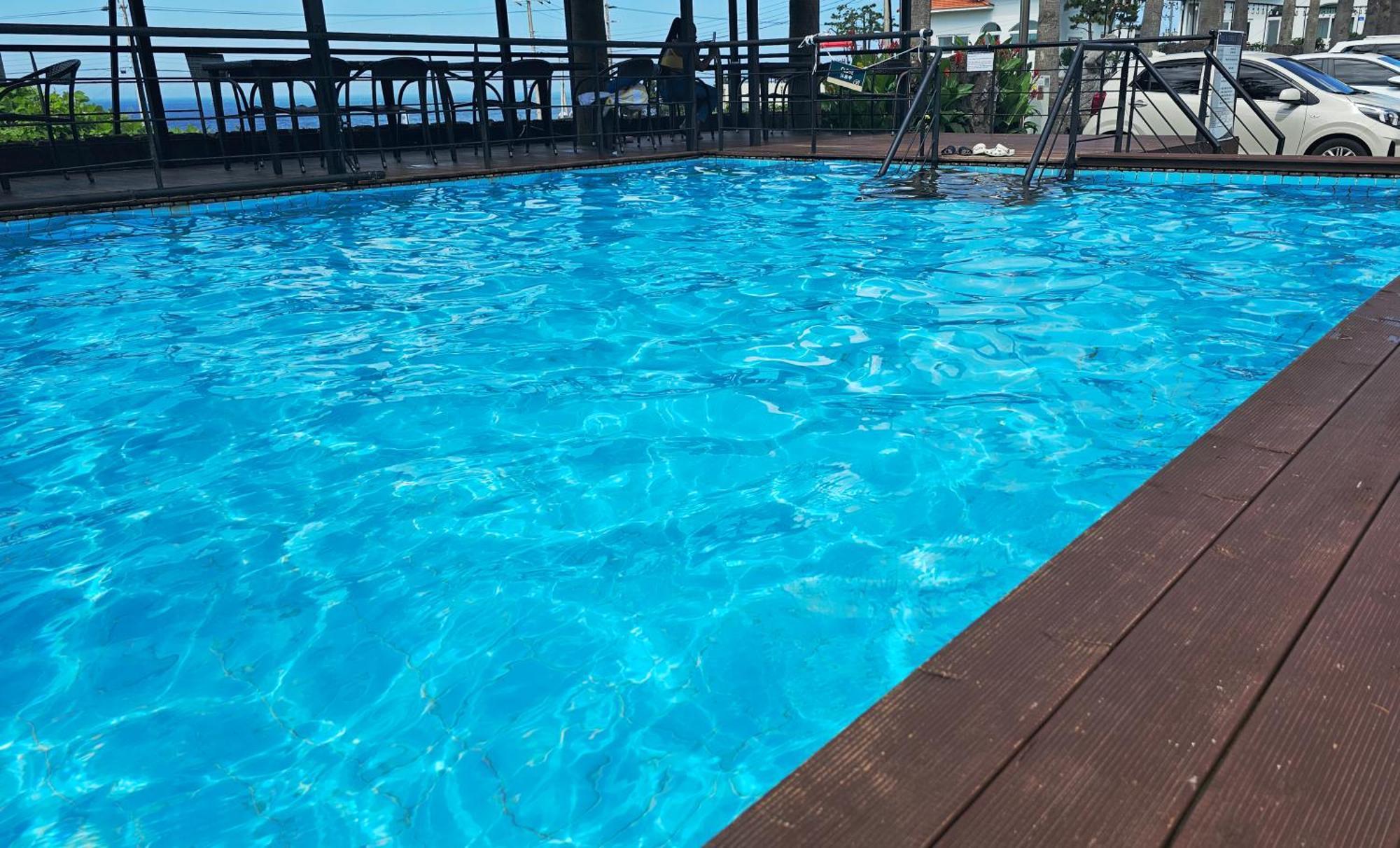 Benikea Hotel Jeju Bagian luar foto