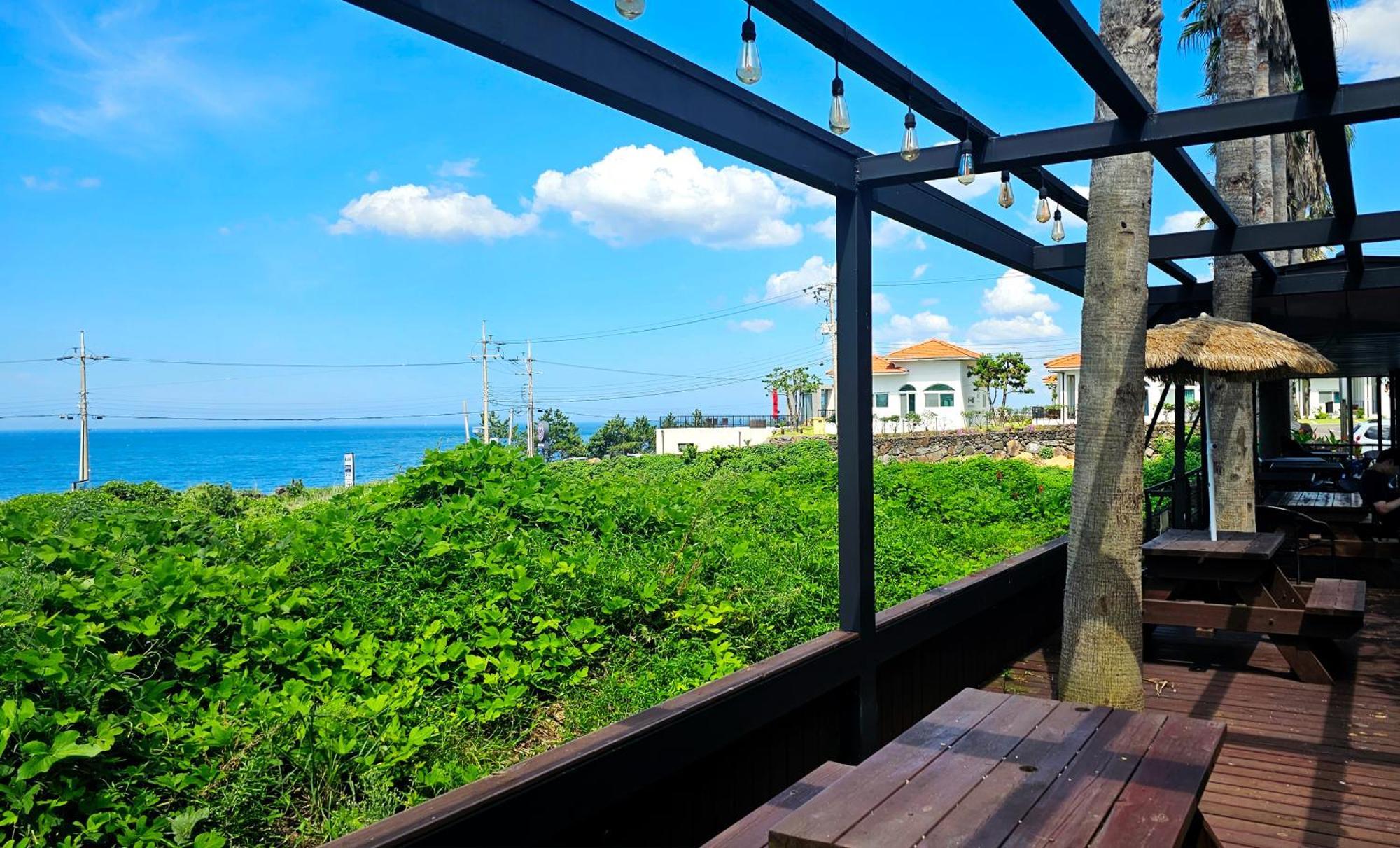 Benikea Hotel Jeju Bagian luar foto