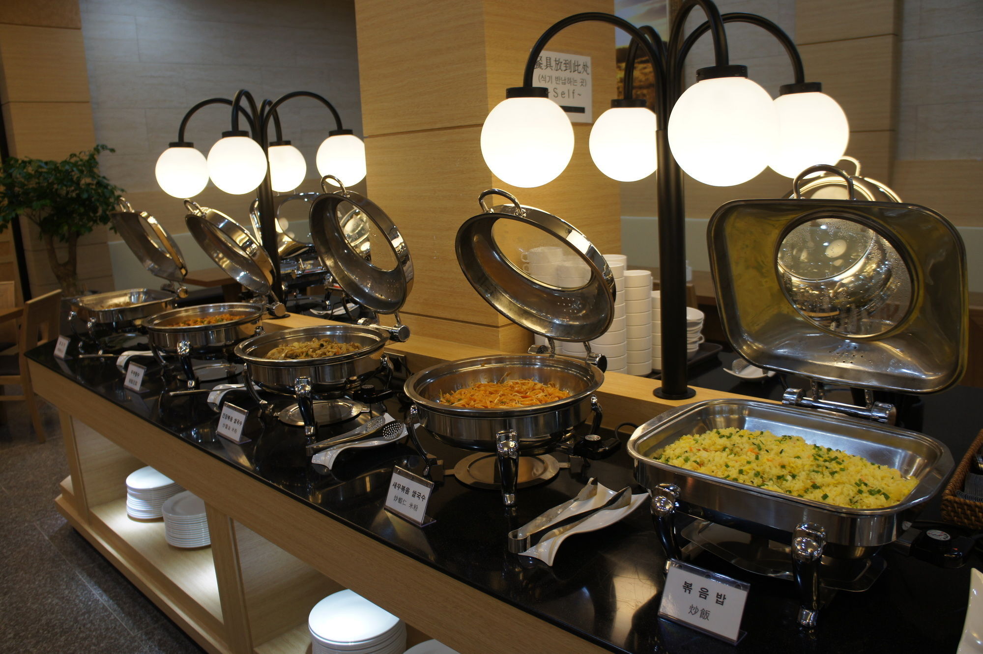 Benikea Hotel Jeju Bagian luar foto